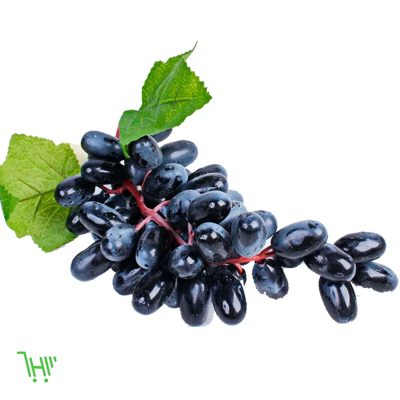 Винограда мерседес черный